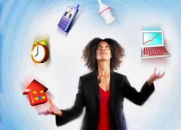 75362422_businesswoman-juggling-responsibilities